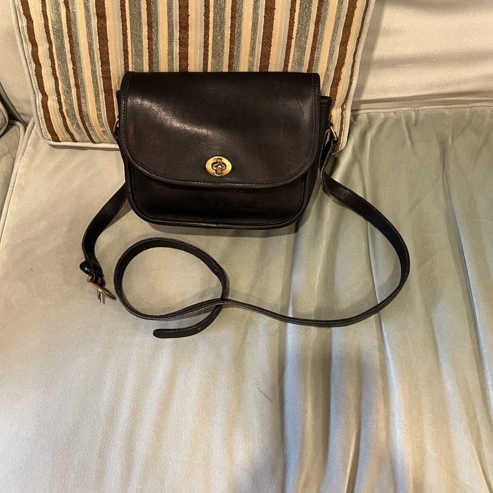 Vintage Coach Collegiate Bag